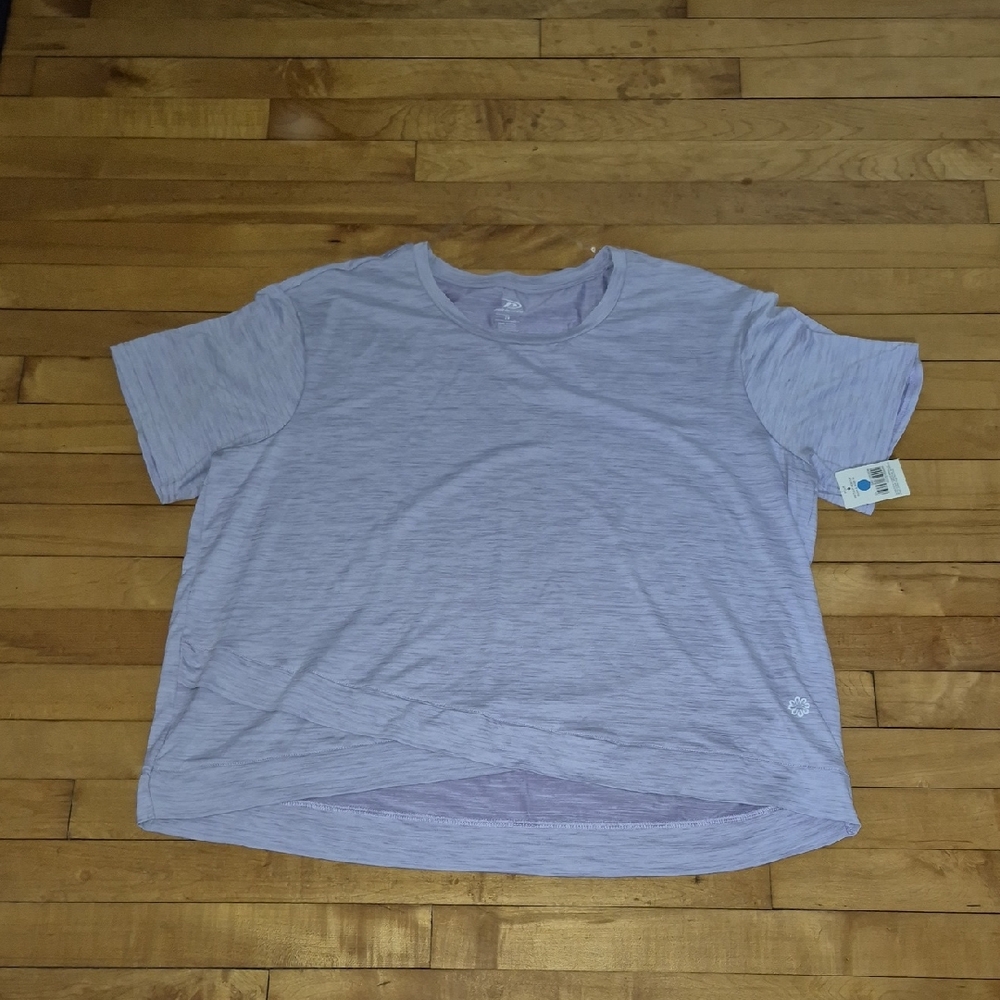 Pro Player-Light Purple Short Sleeve T-Shirt. Size 2x.  NWT.